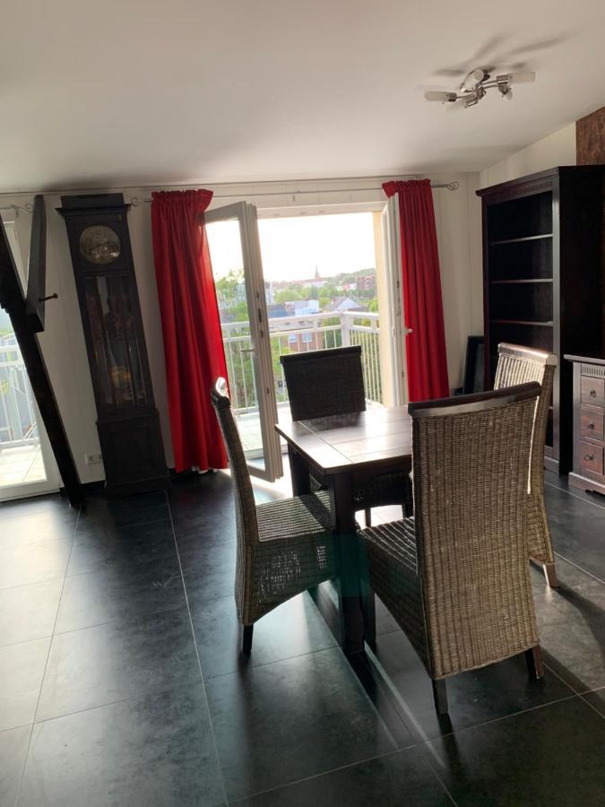 Nordsee Und City Fusslaufig - Luxeriose Fewo Mit Grossem Balkon Wilhelmshaven Kültér fotó