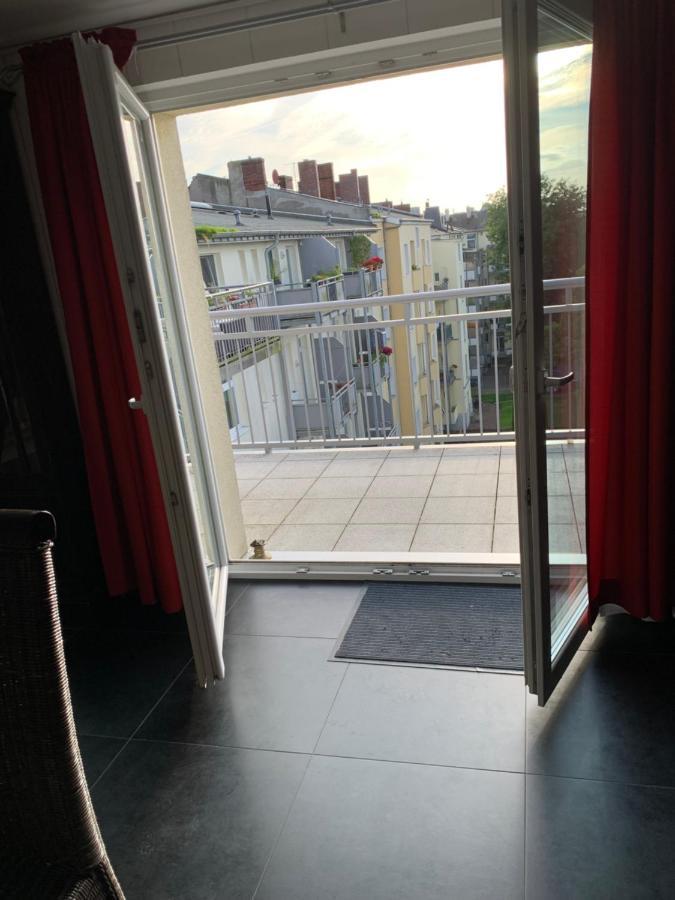 Nordsee Und City Fusslaufig - Luxeriose Fewo Mit Grossem Balkon Wilhelmshaven Kültér fotó