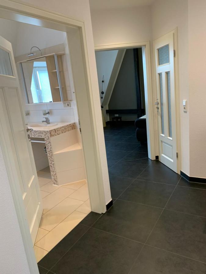 Nordsee Und City Fusslaufig - Luxeriose Fewo Mit Grossem Balkon Wilhelmshaven Kültér fotó